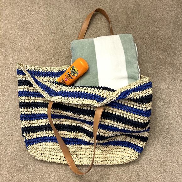Mark & Graham Resortwear Colorful Stripe Straw Beach Slouchy Summer Tote Bag - Picture 8 of 10